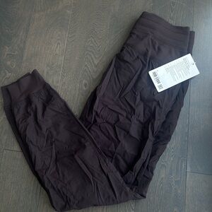 Lululemon Dance Studio Mid-Rise Jogger Size 4 Sequoia - Brown (new)